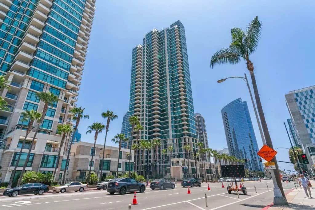 1199 Pacific HWY 704, San Diego, CA — listing photo 1