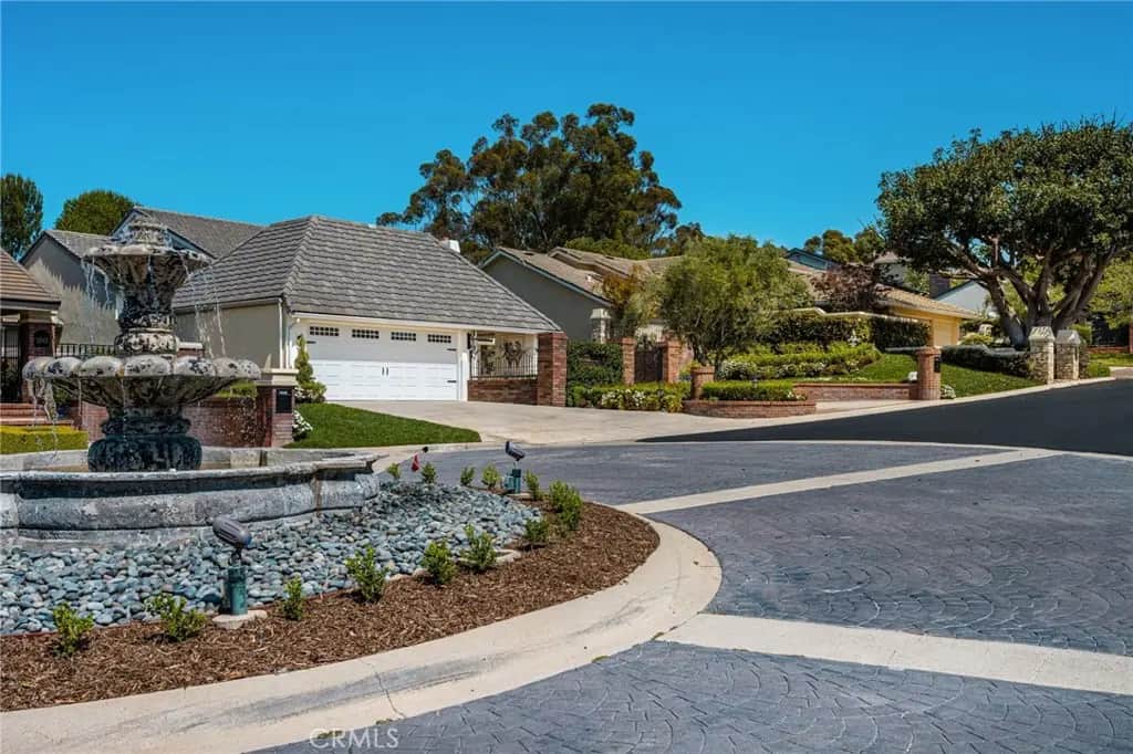 5603 E Crest De Ville, Orange, CA — listing photo 1