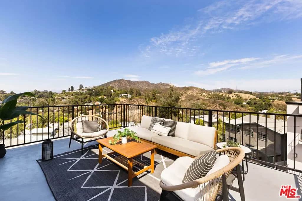 6837 Cahuenga Park Trail, Los Angeles, CA — listing photo 1