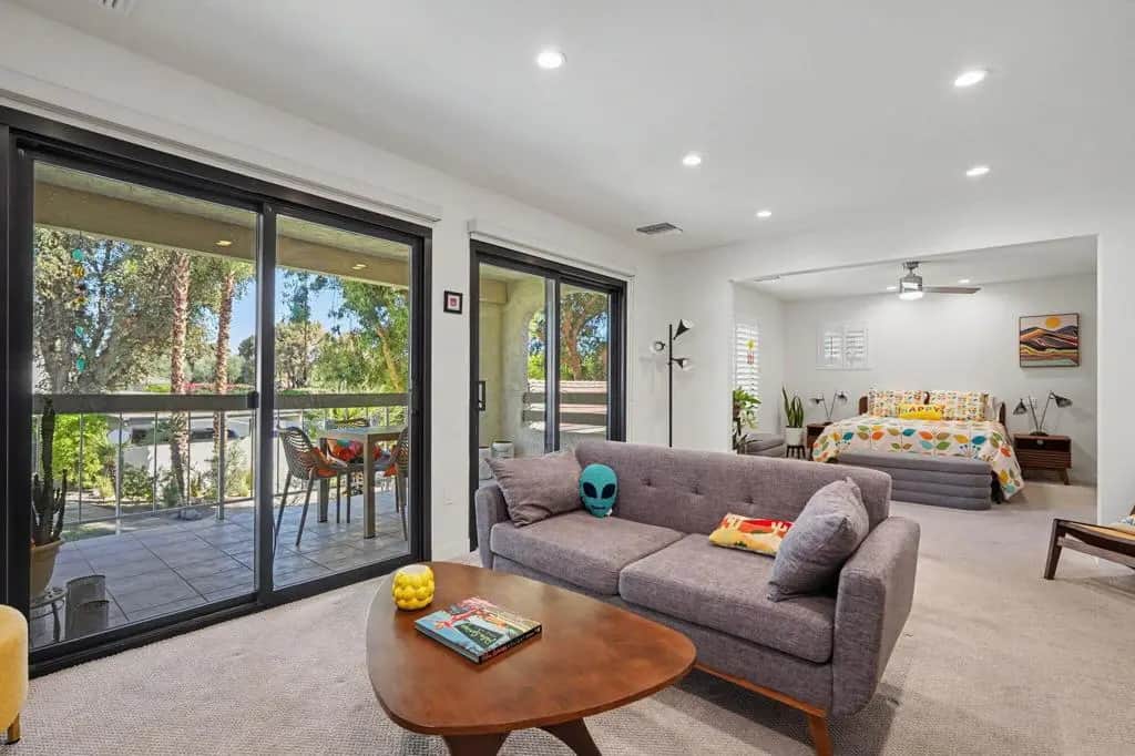 1725 N Via Miraleste 2121, Palm Springs, CA — listing photo 1