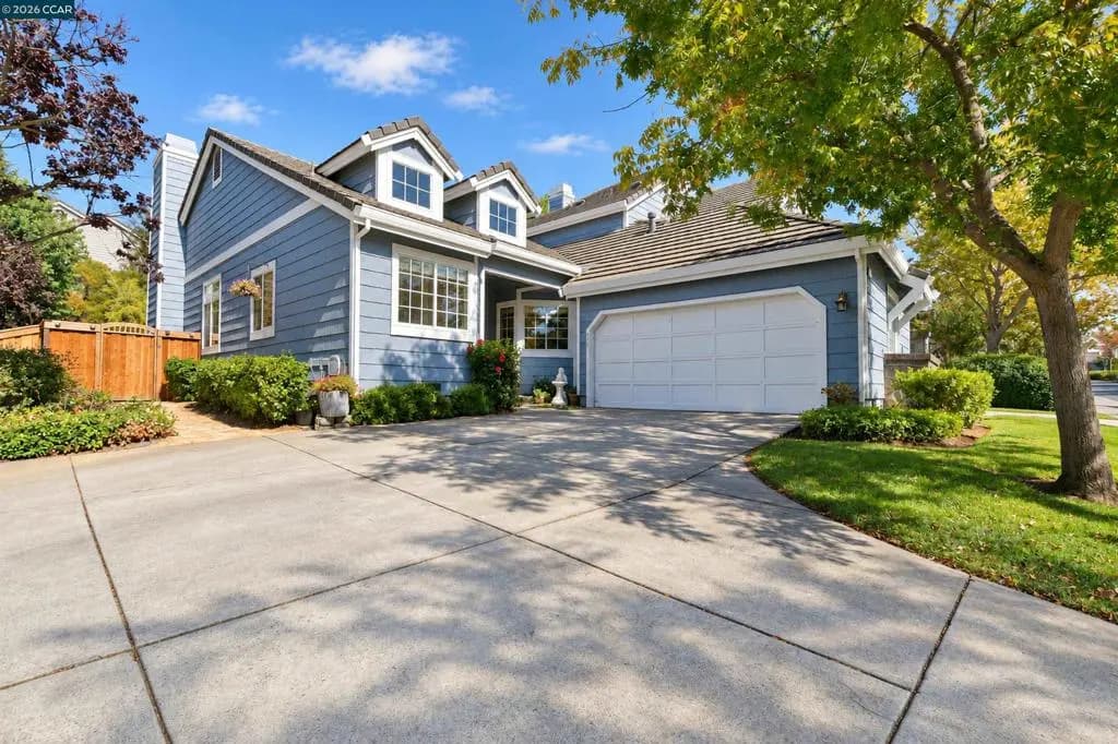 1725 Indian Wells Way, Clayton, CA — listing photo 1