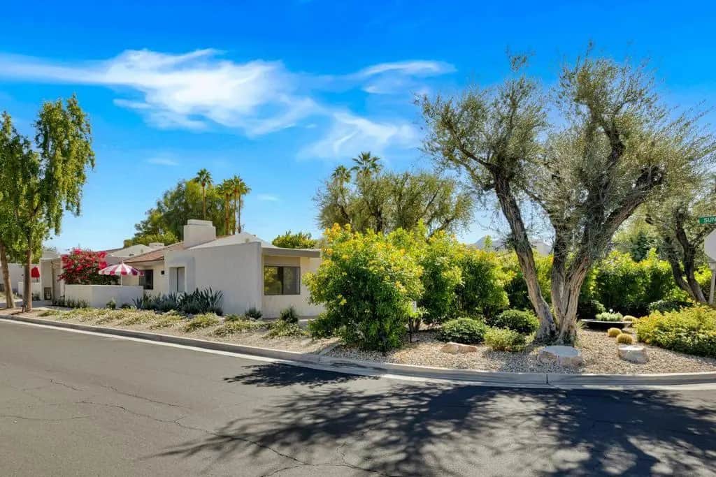 2113 Sunshine Way, Palm Springs, CA — listing photo 1