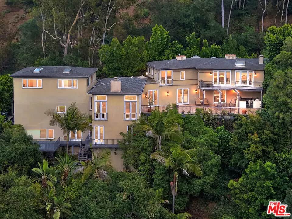 9430 Readcrest Drive, Beverly Hills, CA — listing photo 1