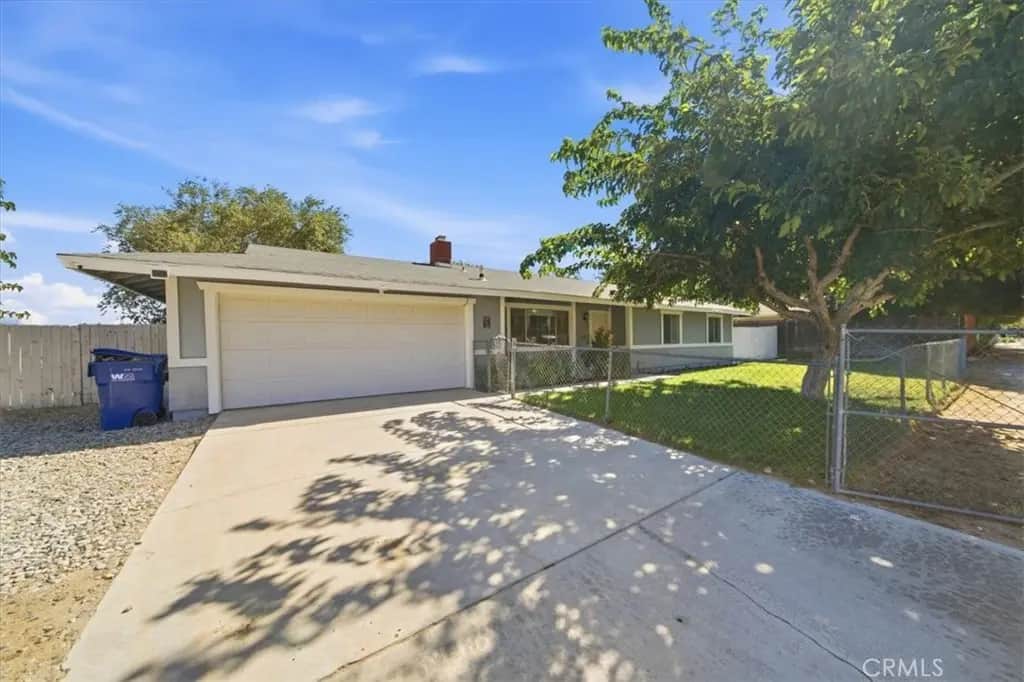 16523 Mackennas Gold Avenue, Palmdale, CA — listing photo 1