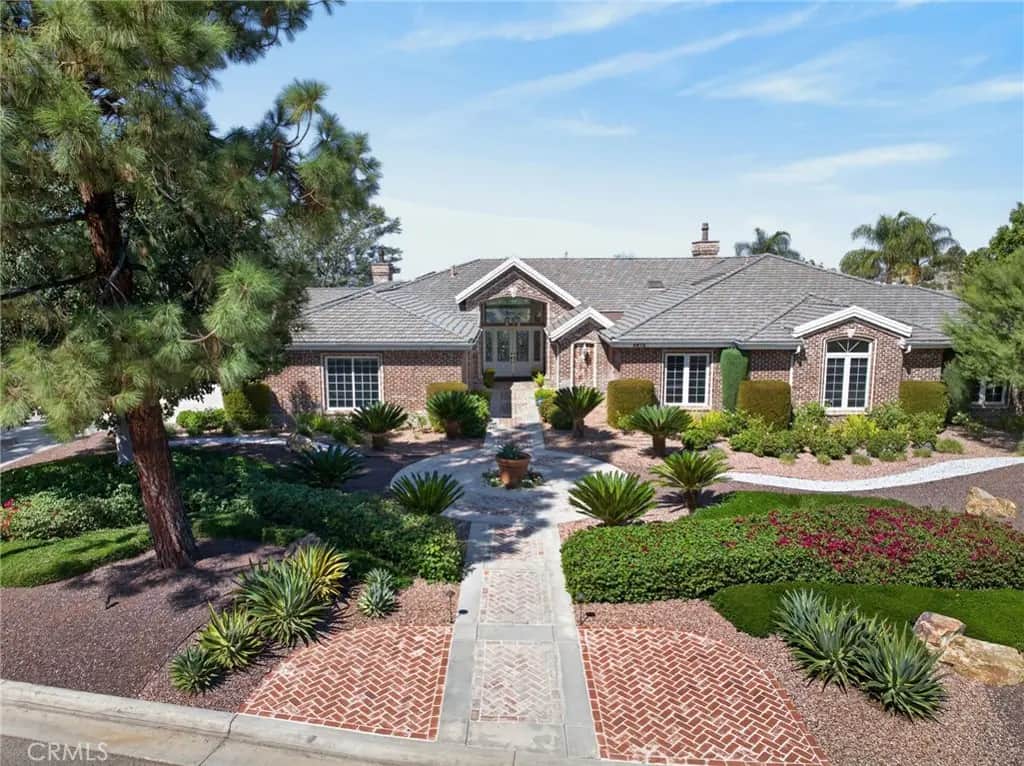 6872 Chartwell, Riverside, CA — listing photo 1