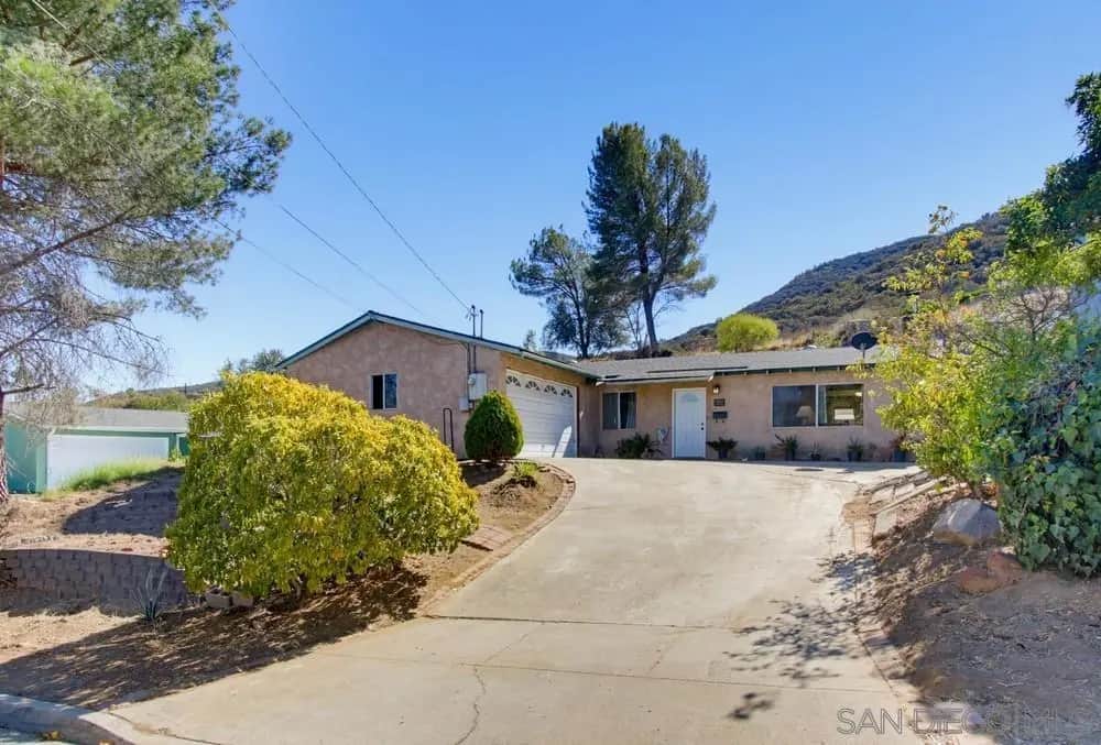 7945 Shantung Dr, Santee, CA — listing photo 1