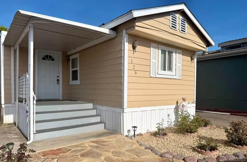 6460 Convoy Ct 126, San Diego, CA — listing photo 1