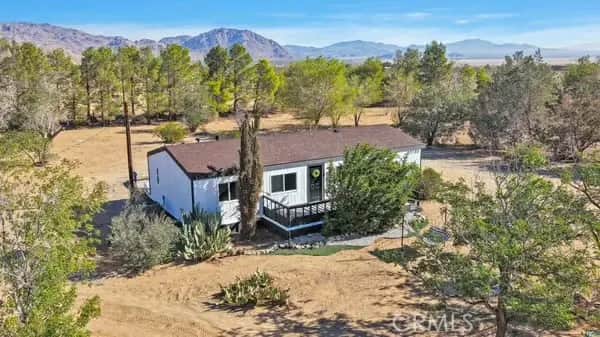 30180 Cherwell Street, Lucerne Valley, CA — listing photo 1