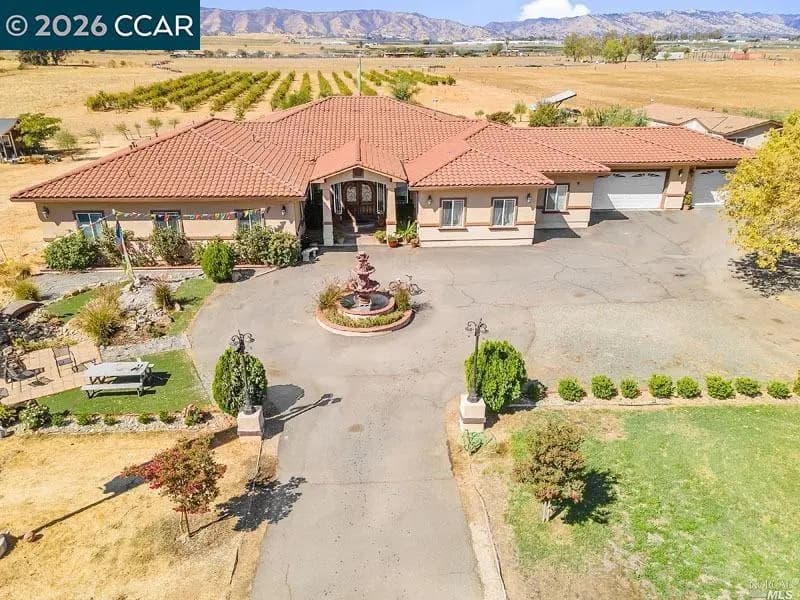 8495 Freedom Ln, Winters, CA — listing photo 1