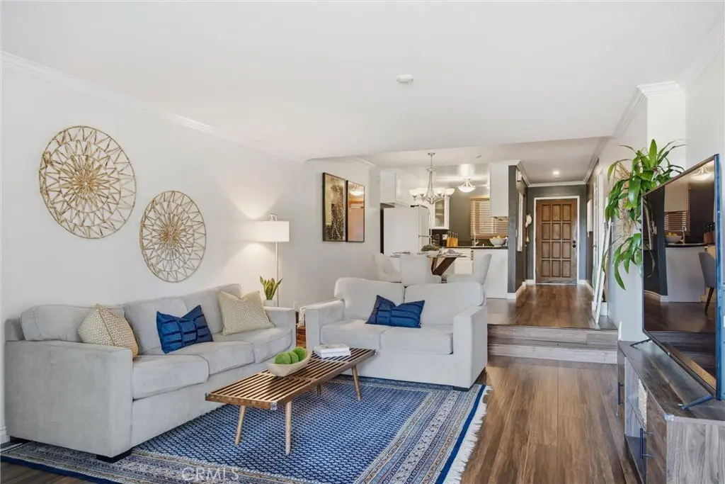 1321 Beryl Street 102, Redondo Beach, CA — listing photo 1