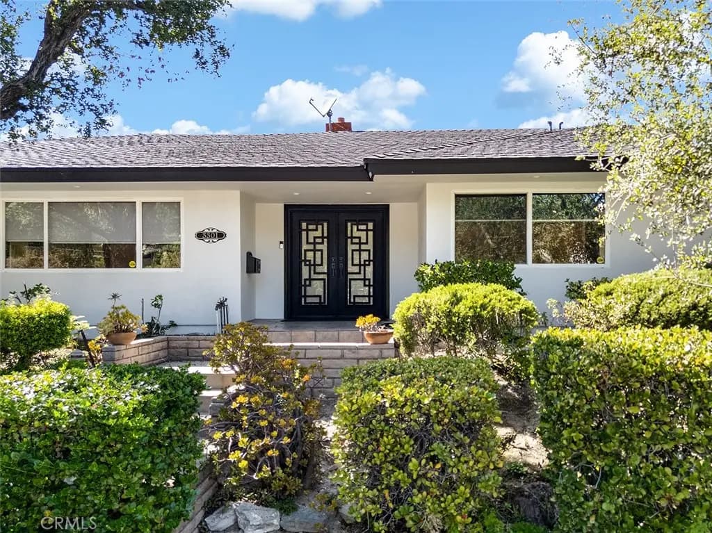 3301 Vickers, Glendale, CA — listing photo 1