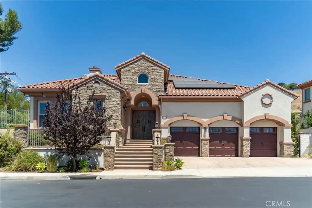 2025 Lonestar, Thousand Oaks, CA — listing photo 1