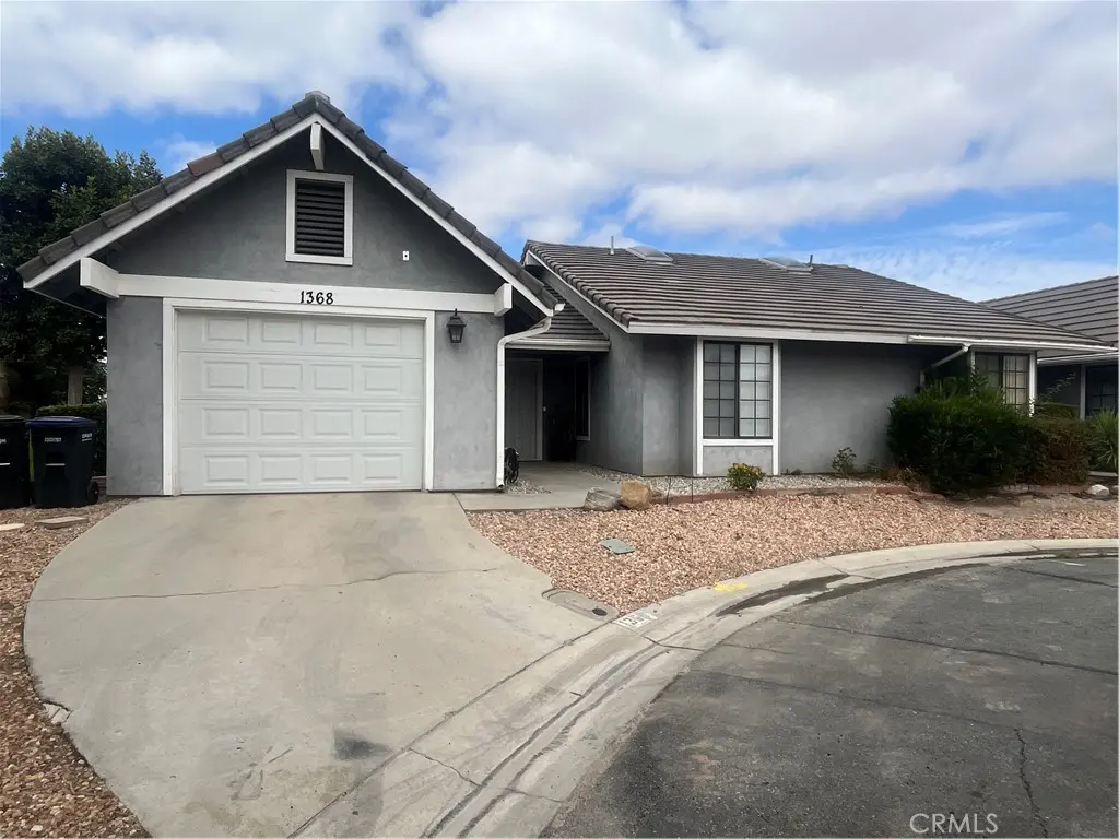 1368 Randolph Circle, San Jacinto, CA — listing photo 1