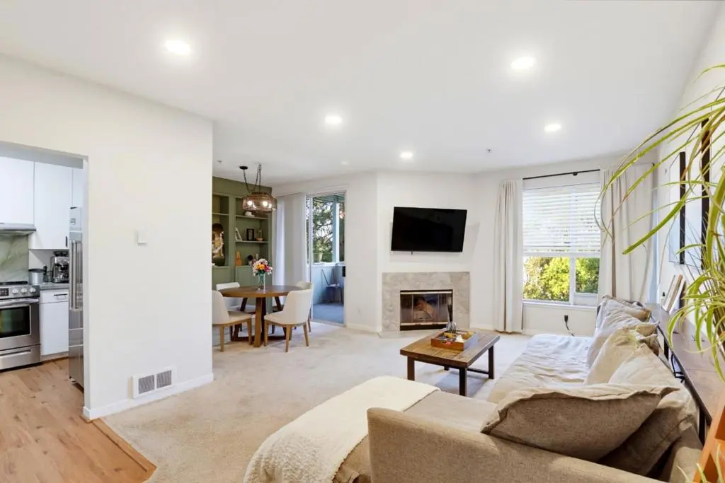 211 S Fremont 309, San Mateo, CA — listing photo 1