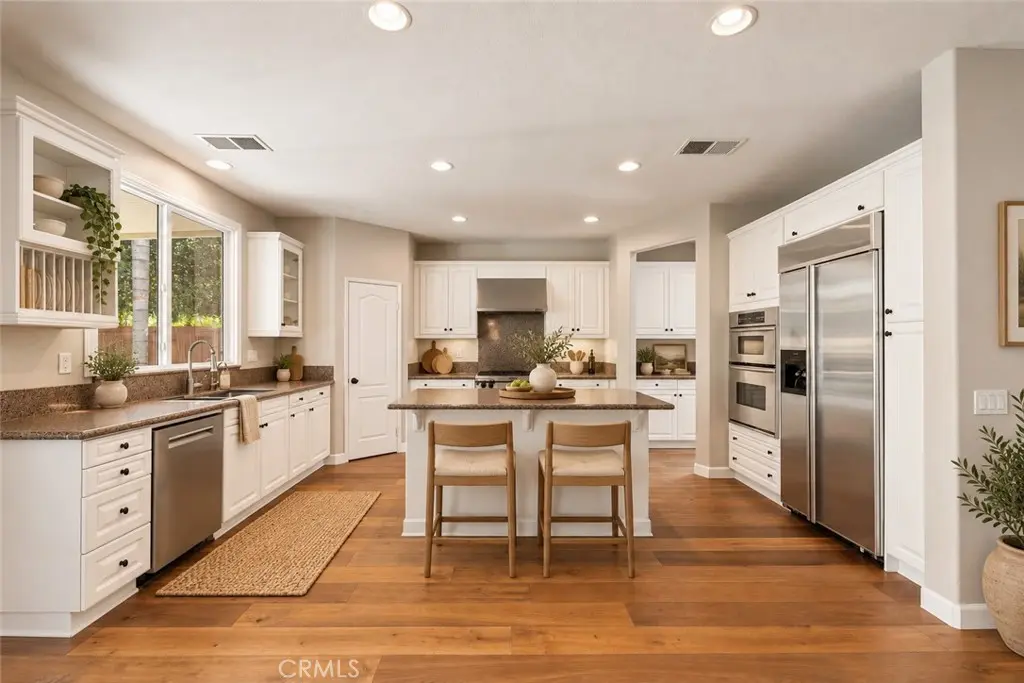 45000 Vine Cliff, Temecula, CA — listing photo 1