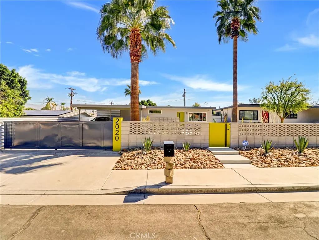 2020 Lawrence Street, Palm Springs, CA — listing photo 1