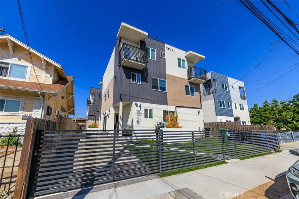 1629 S New Hampshire Avenue, Los Angeles, CA — listing photo 1