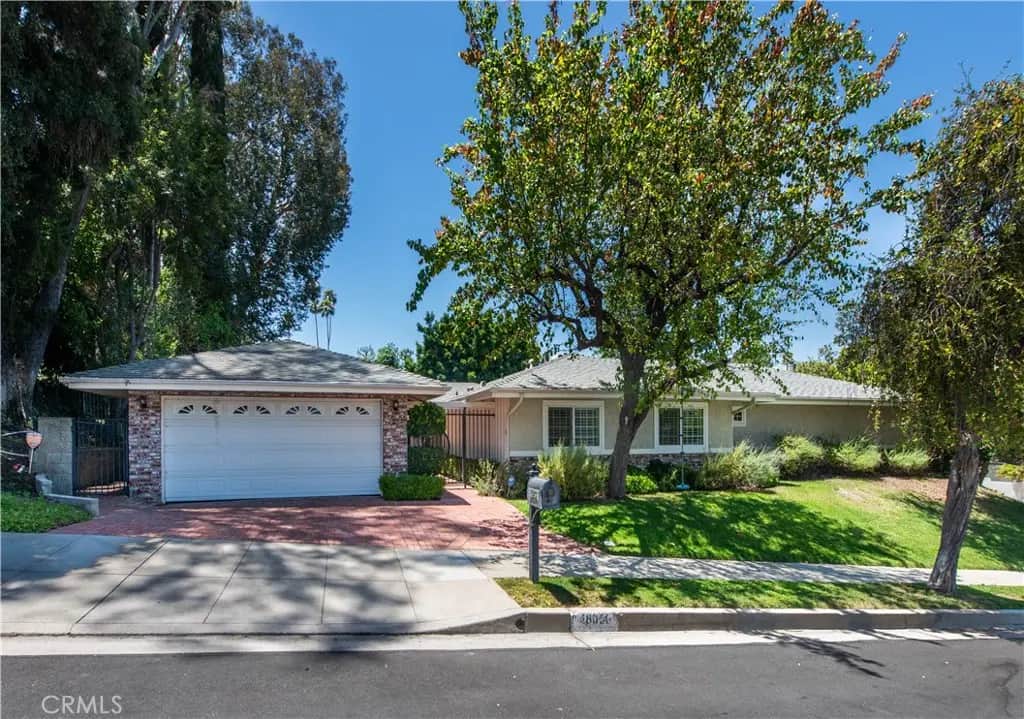 18056 Lake Encino, Encino, CA — listing photo 1