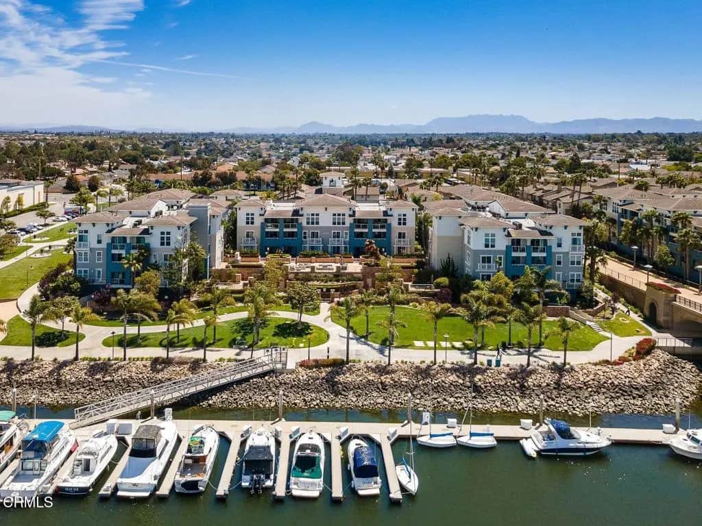 1423 Windshore Way, Oxnard, CA — listing photo 1
