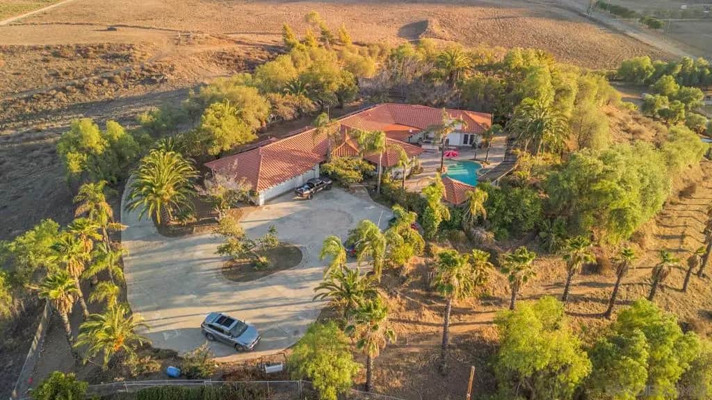 30920 Palm Ave, Hemet, CA — listing photo 1