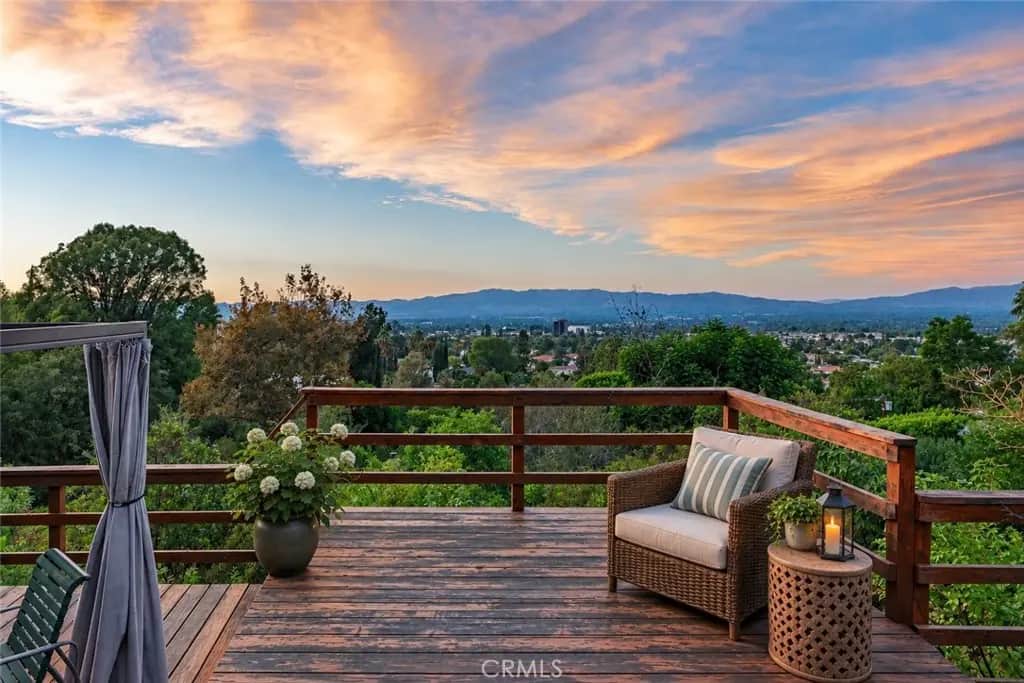 18070 Boris Drive, Encino, CA — listing photo 1