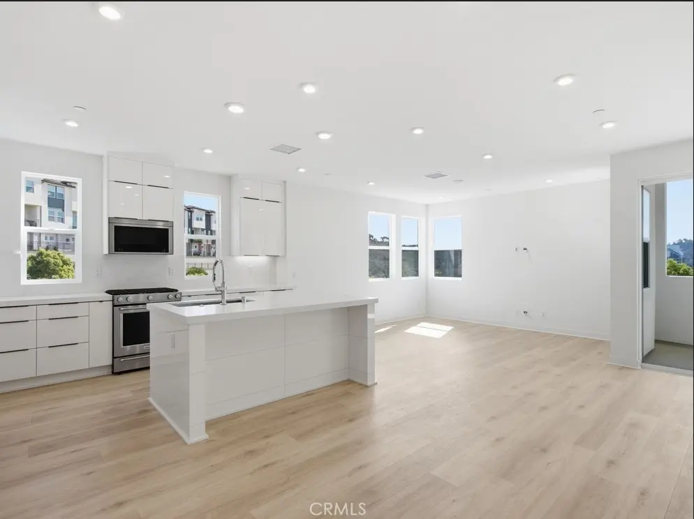 2750 Everly Drive, San Diego, CA — listing photo 1
