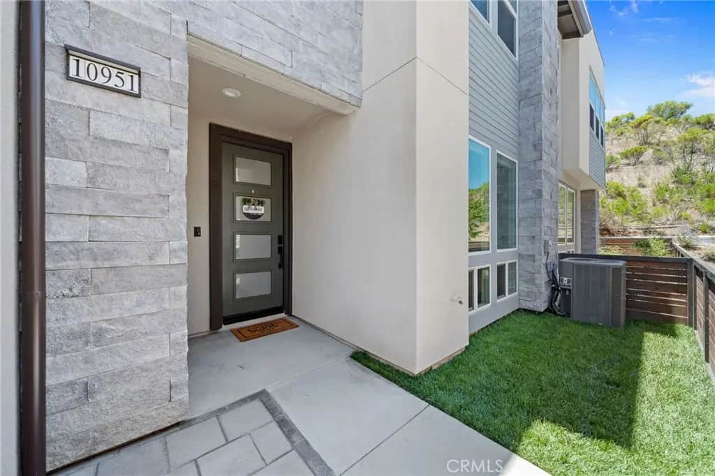 10951 Lotta Court, San Diego, CA — listing photo 1