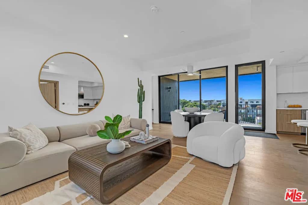 1257 N Detroit Street 401, West Hollywood, CA — listing photo 1