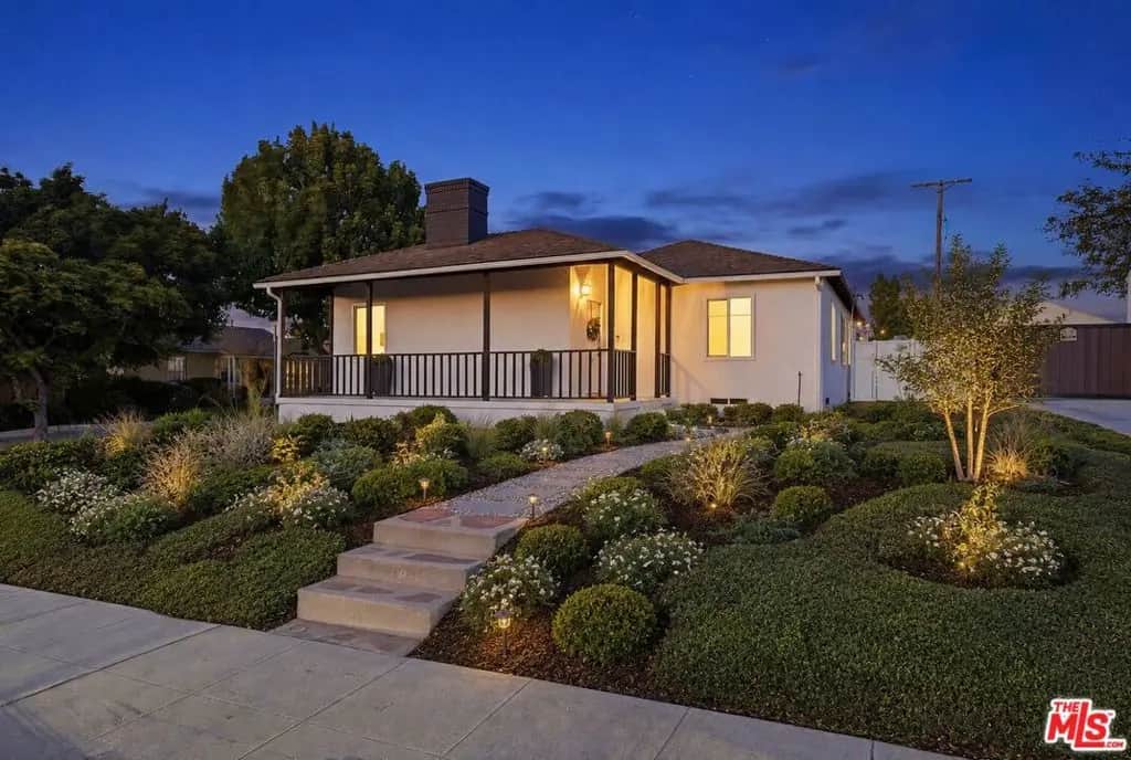 7800 S Victoria Avenue, Los Angeles, CA — listing photo 1