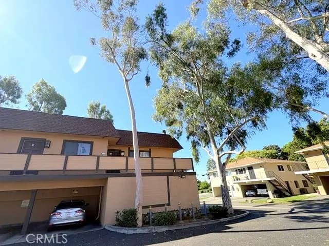 189 Linda Way 10, Upland, CA — listing photo 1