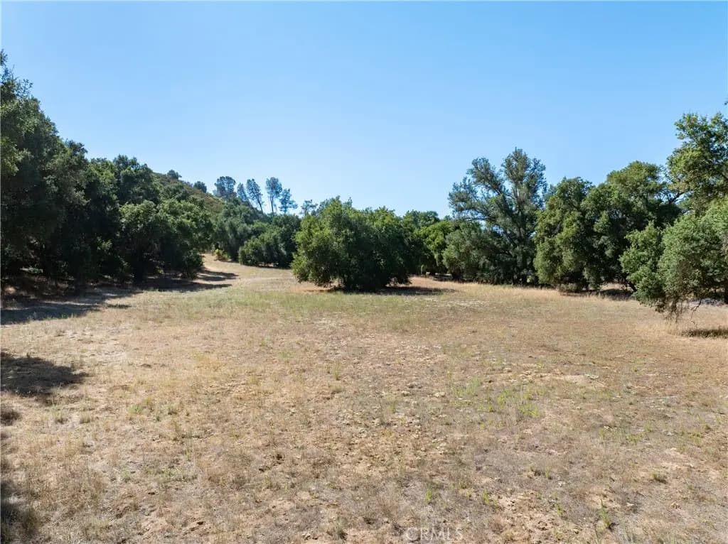9107 Horseshoe Canyon Road, Creston, CA — listing photo 1