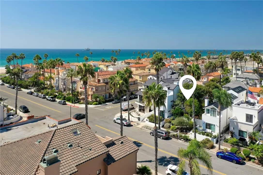 205 21st, Huntington Beach, CA — listing photo 1