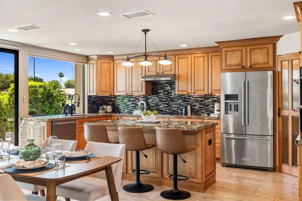 282 Serena Drive, Palm Desert, CA — listing photo 1
