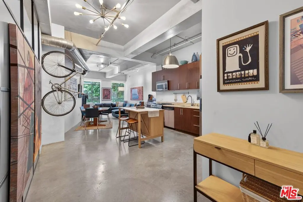 849 S Broadway 203, Los Angeles, CA — listing photo 1