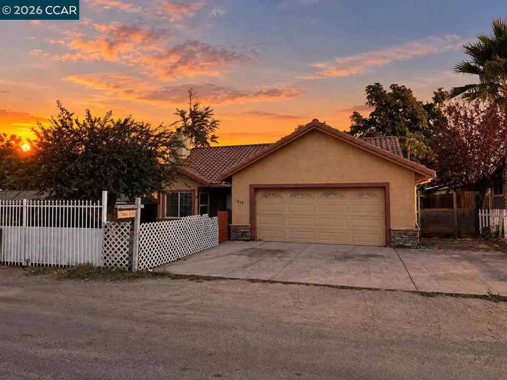1859 Vine Ln, Antioch, CA — listing photo 1