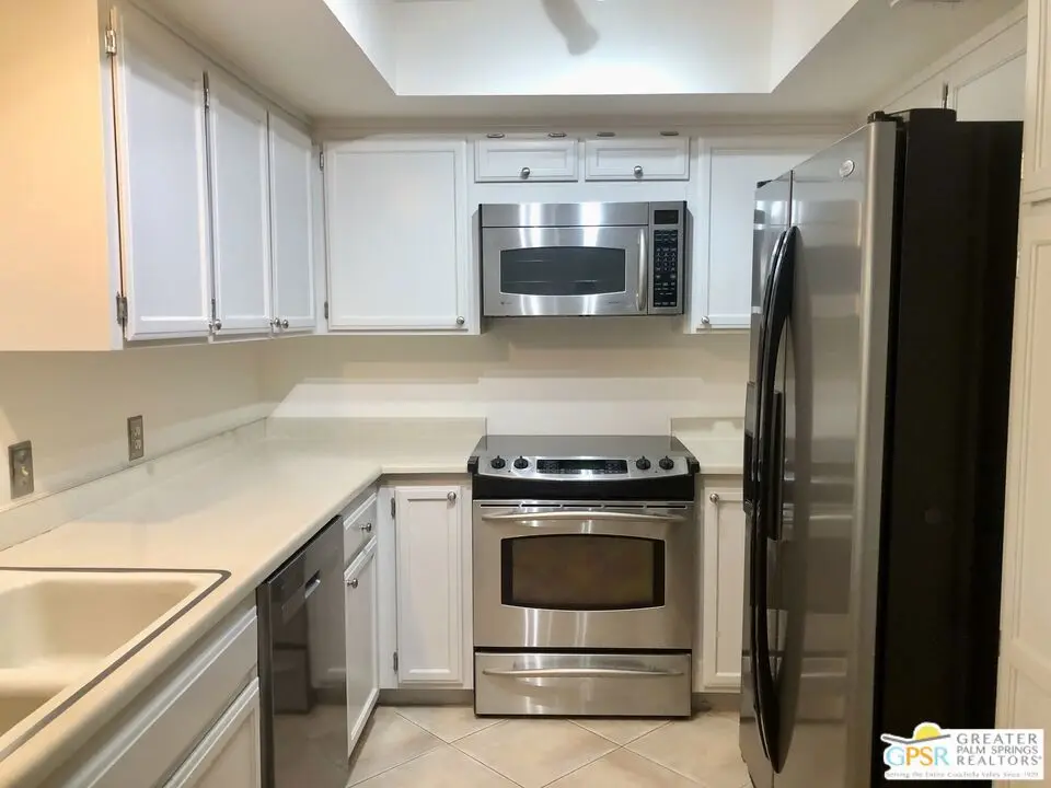 1598 N Kaweah Road 3, Palm Springs, CA — listing photo 1