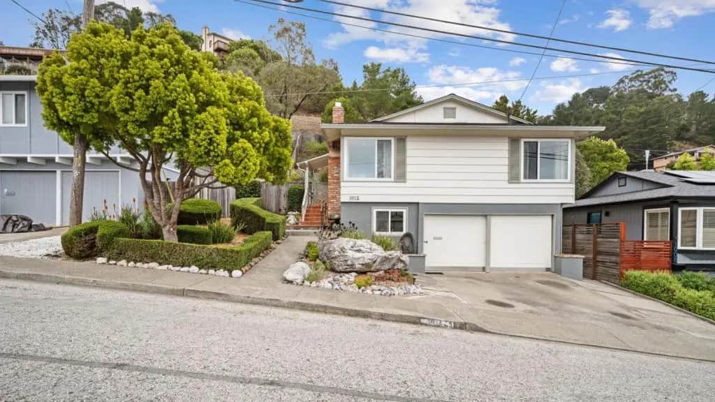 1012 Banyan Way, Pacifica, CA — listing photo 1