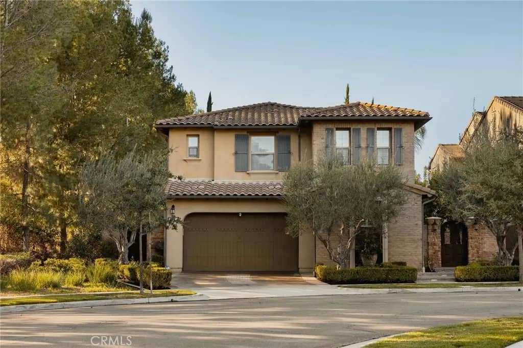33 Jasper, Irvine, CA — listing photo 1