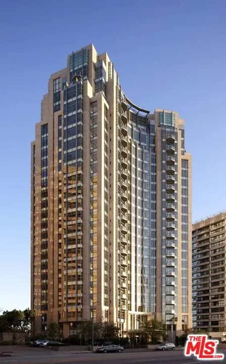 10776 Wilshire Boulevard 403, Los Angeles, CA — listing photo 1