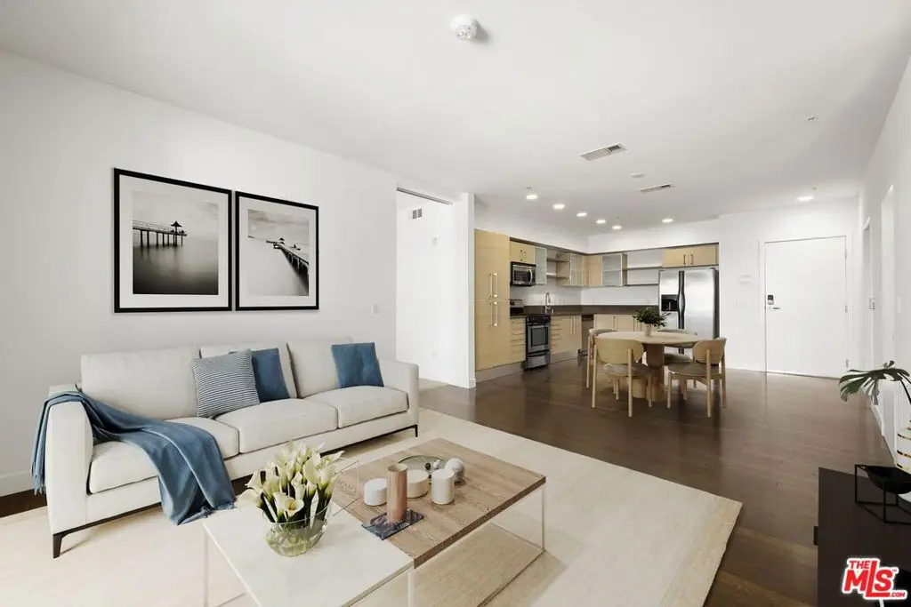 1234 Wilshire Boulevard 204, Los Angeles, CA — listing photo 1