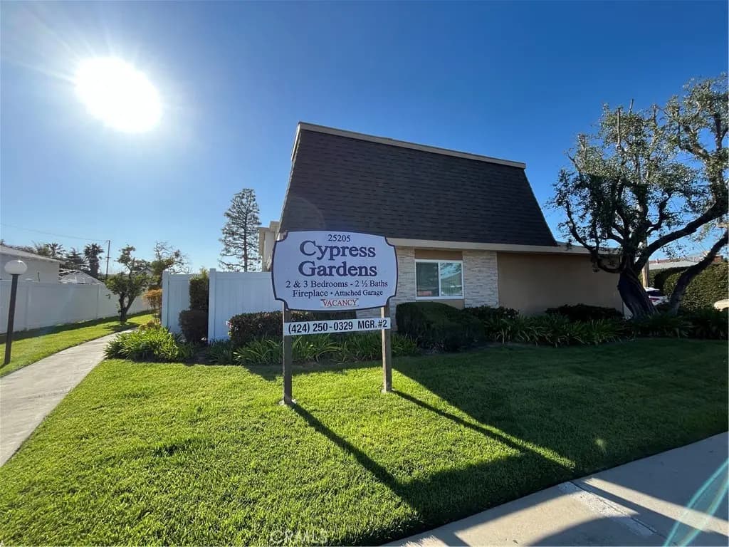 25205 Cypress Street 10, Lomita, CA — listing photo 1