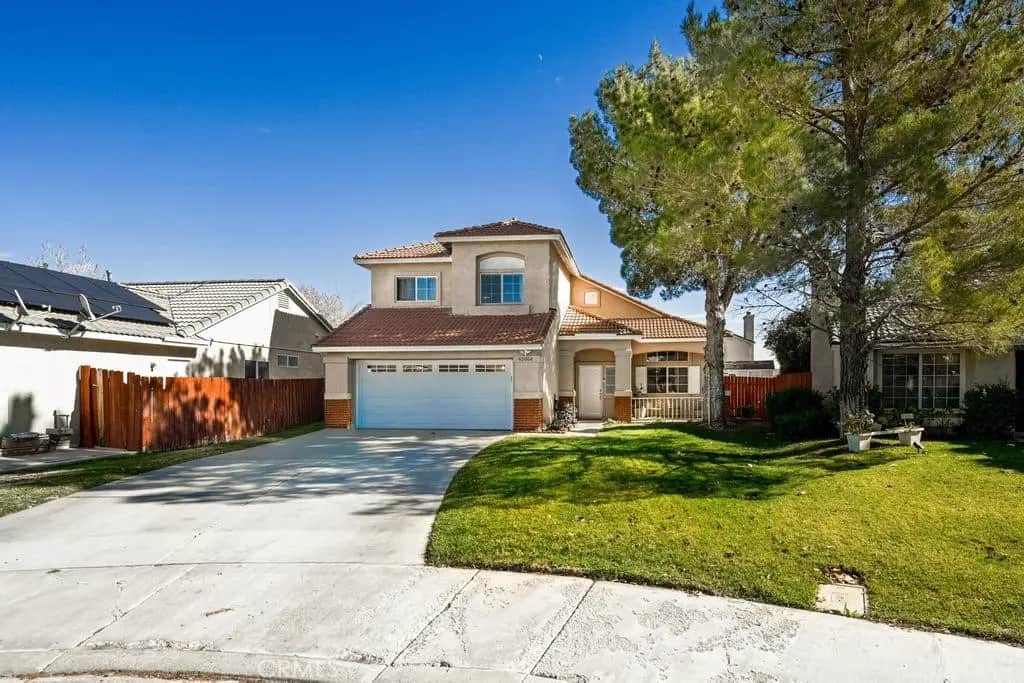 45664 Balmoral Court, Lancaster, CA — listing photo 1
