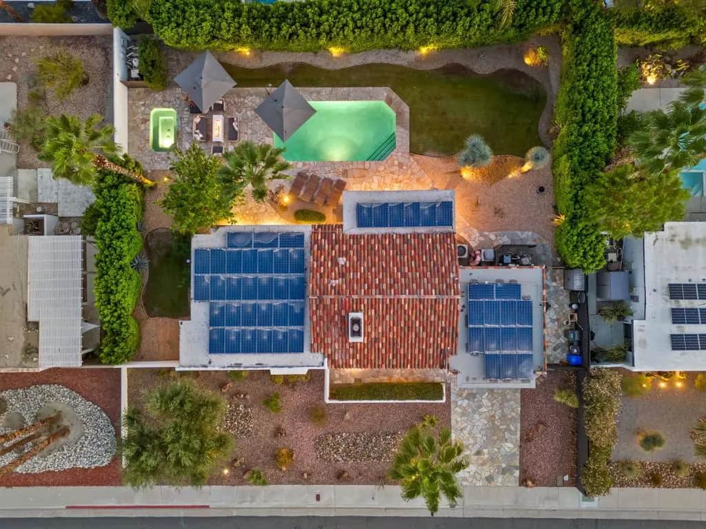 1055 E Louise Drive, Palm Springs, CA — listing photo 1