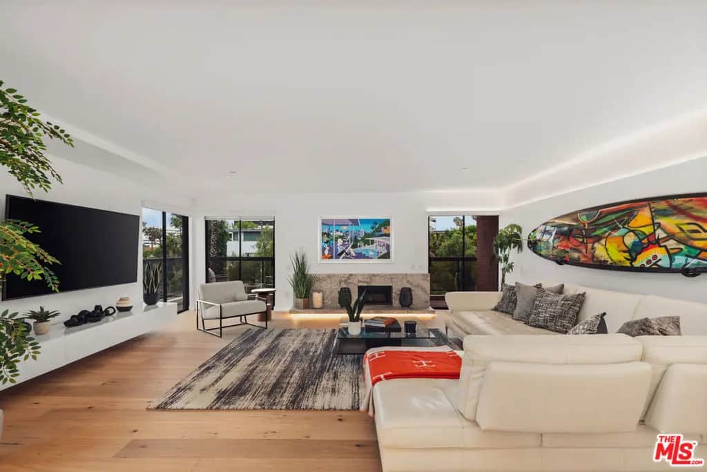 1133 5th Street 204, Santa Monica, CA — listing photo 1