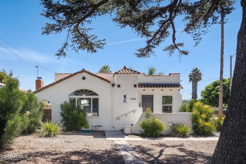 13456 Reedley Street, Panorama City, CA — listing photo 1