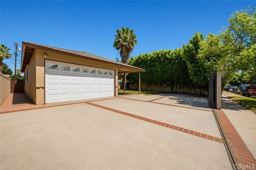 7112 Teesdale, Los Angeles, CA — listing photo 1