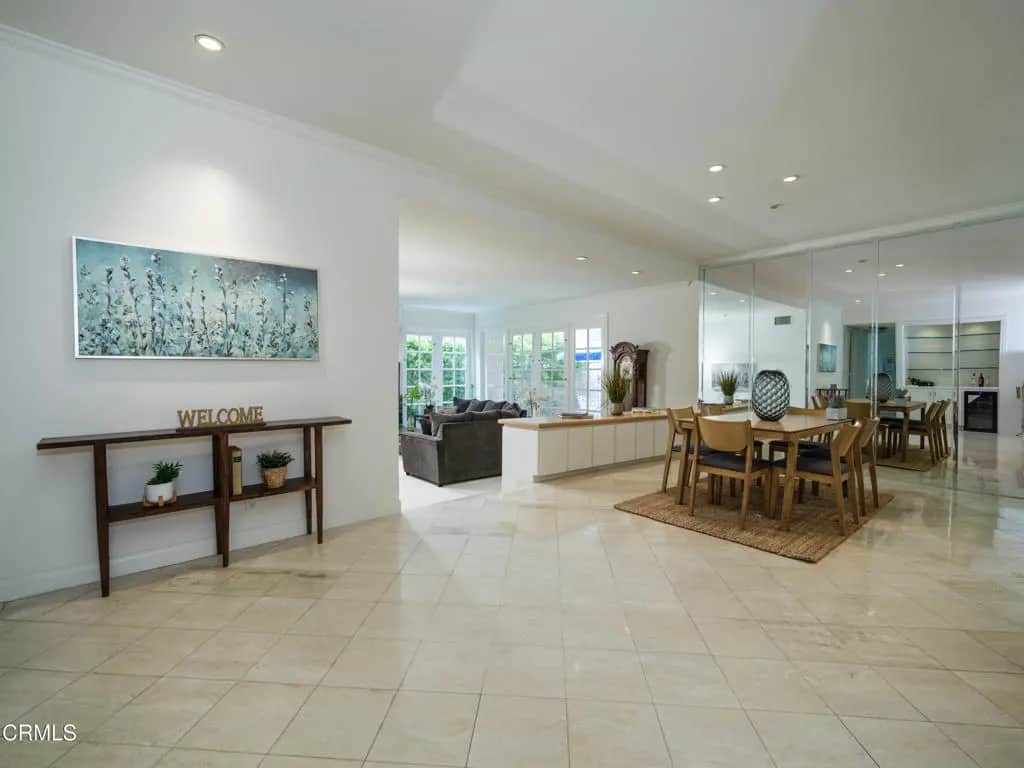 1260 S Beverly Glen Boulevard 104, Los Angeles, CA — listing photo 1