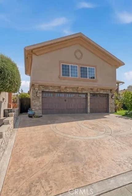 110 S Francisco, Anaheim, CA — listing photo 1