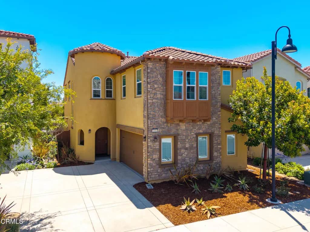1600 Mulligan Street, Oxnard, CA — listing photo 1