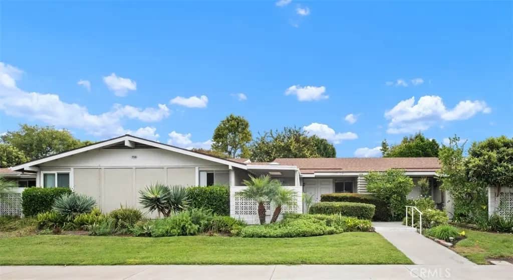 759 Calle Aragon S C, Laguna Woods, CA — listing photo 1